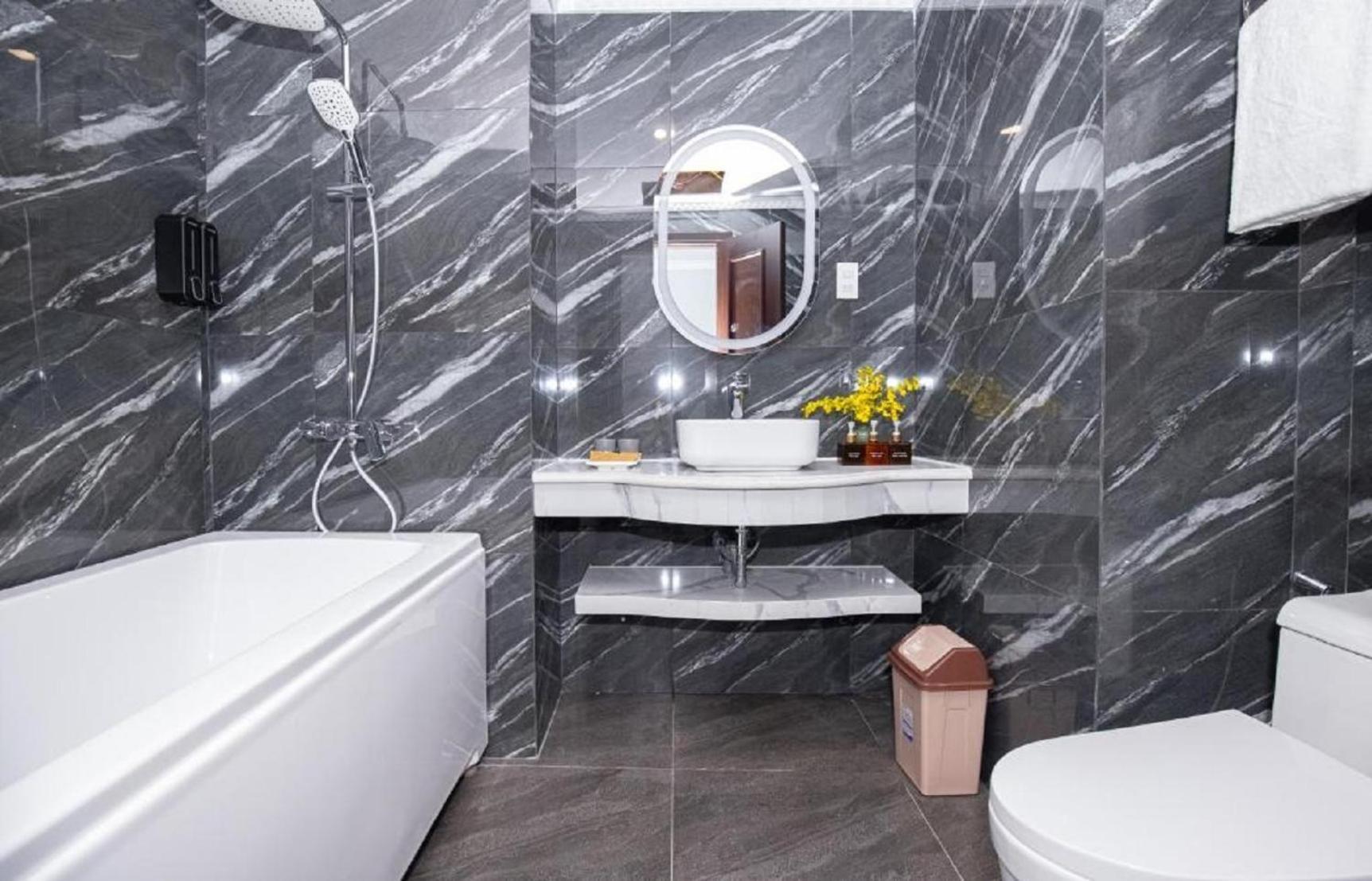 Monaco Boutique Hotel 4*
