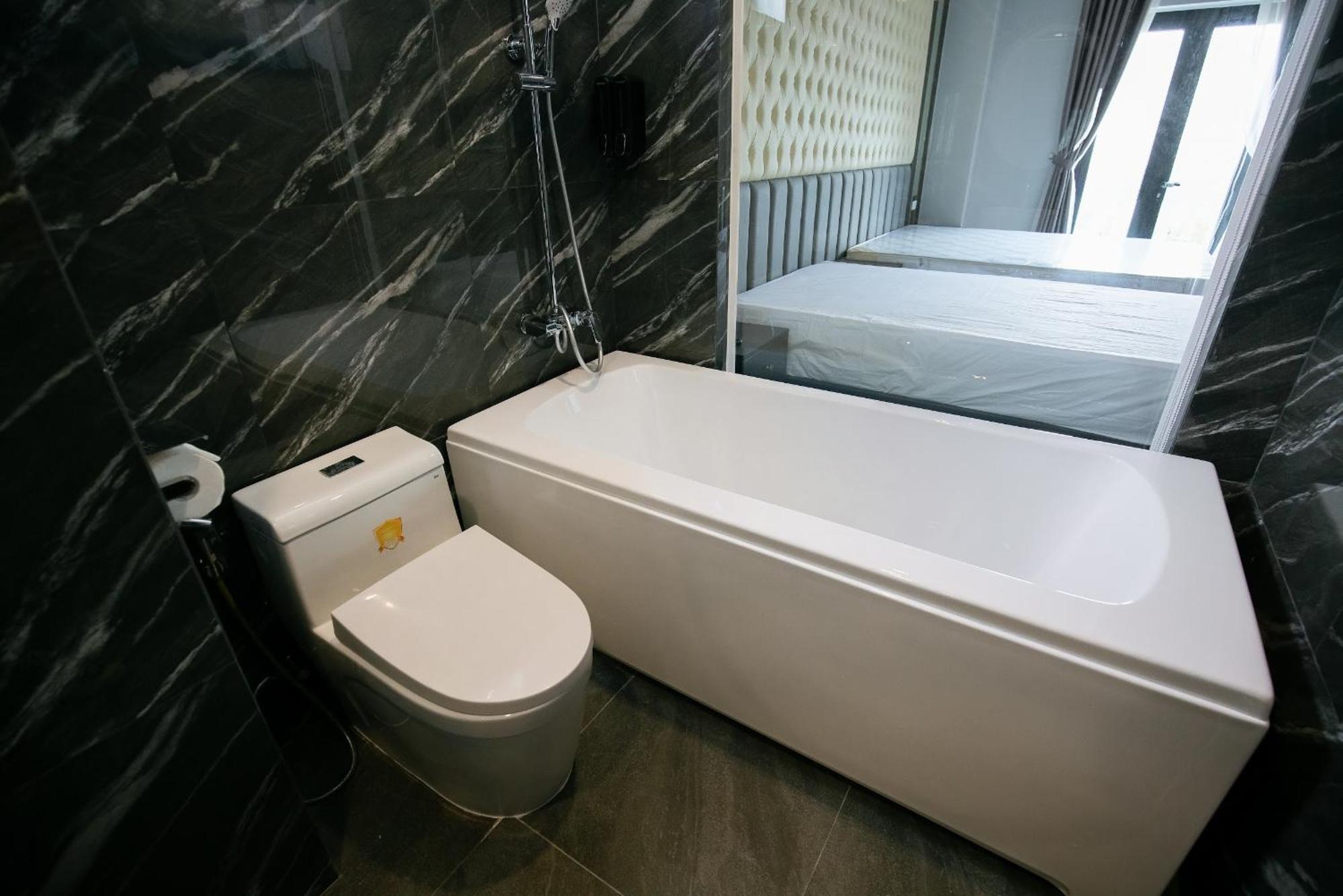 Monaco Boutique Hotel 4*