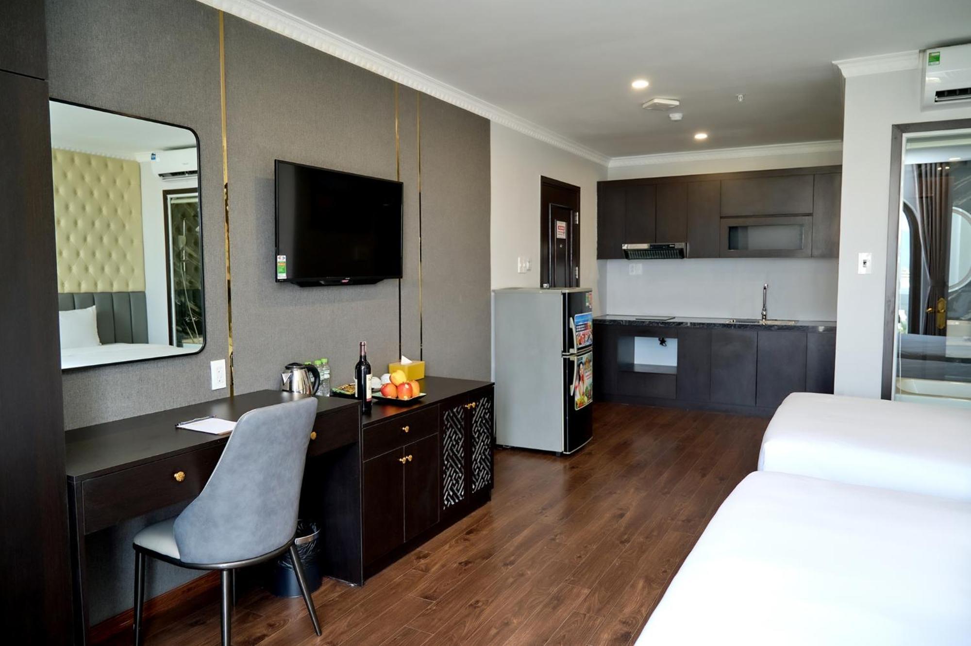 Monaco Boutique 4*